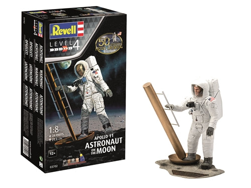 Revell Germany 03702 Apollo 11 Astronaut On The Moon 1/8 Plastic Model Kit NIB